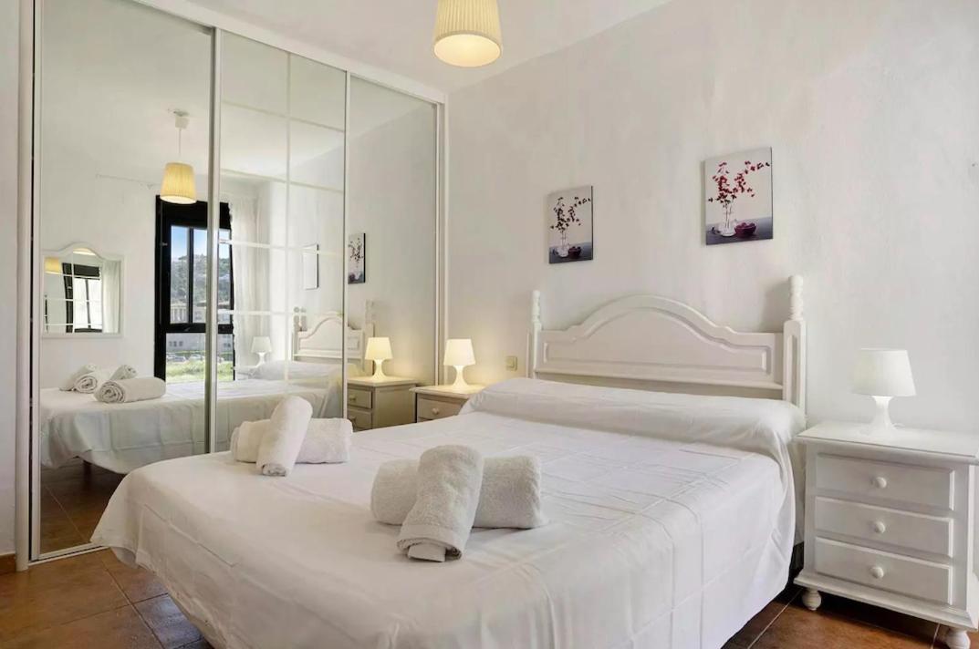 Semifrontal Con Vistas A Pie De Playawifi Apartman Zahara de los Atunes Kültér fotó