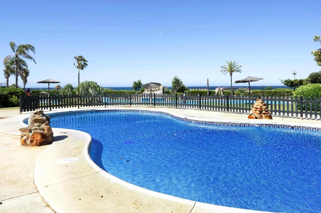 Semifrontal Con Vistas A Pie De Playawifi Apartman Zahara de los Atunes Kültér fotó